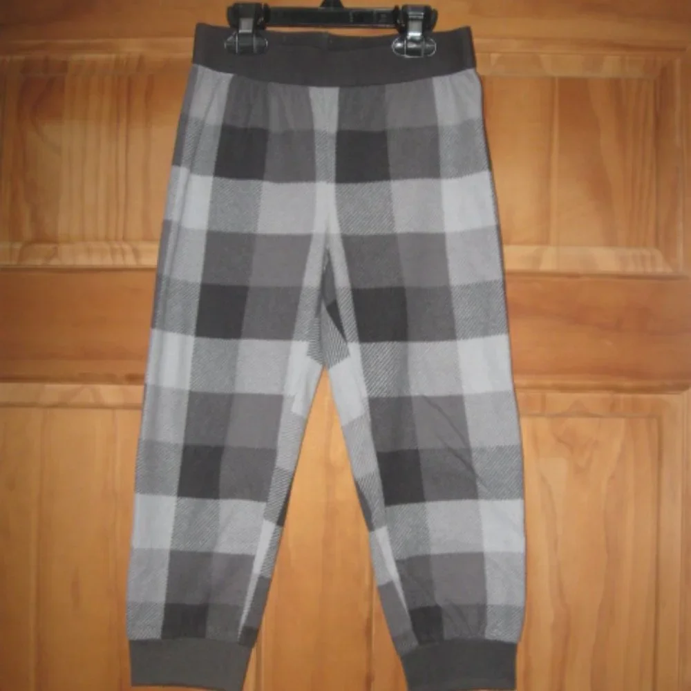 5/$20 Boys Old Navy Gray Plaid Fleece Pajama Pants